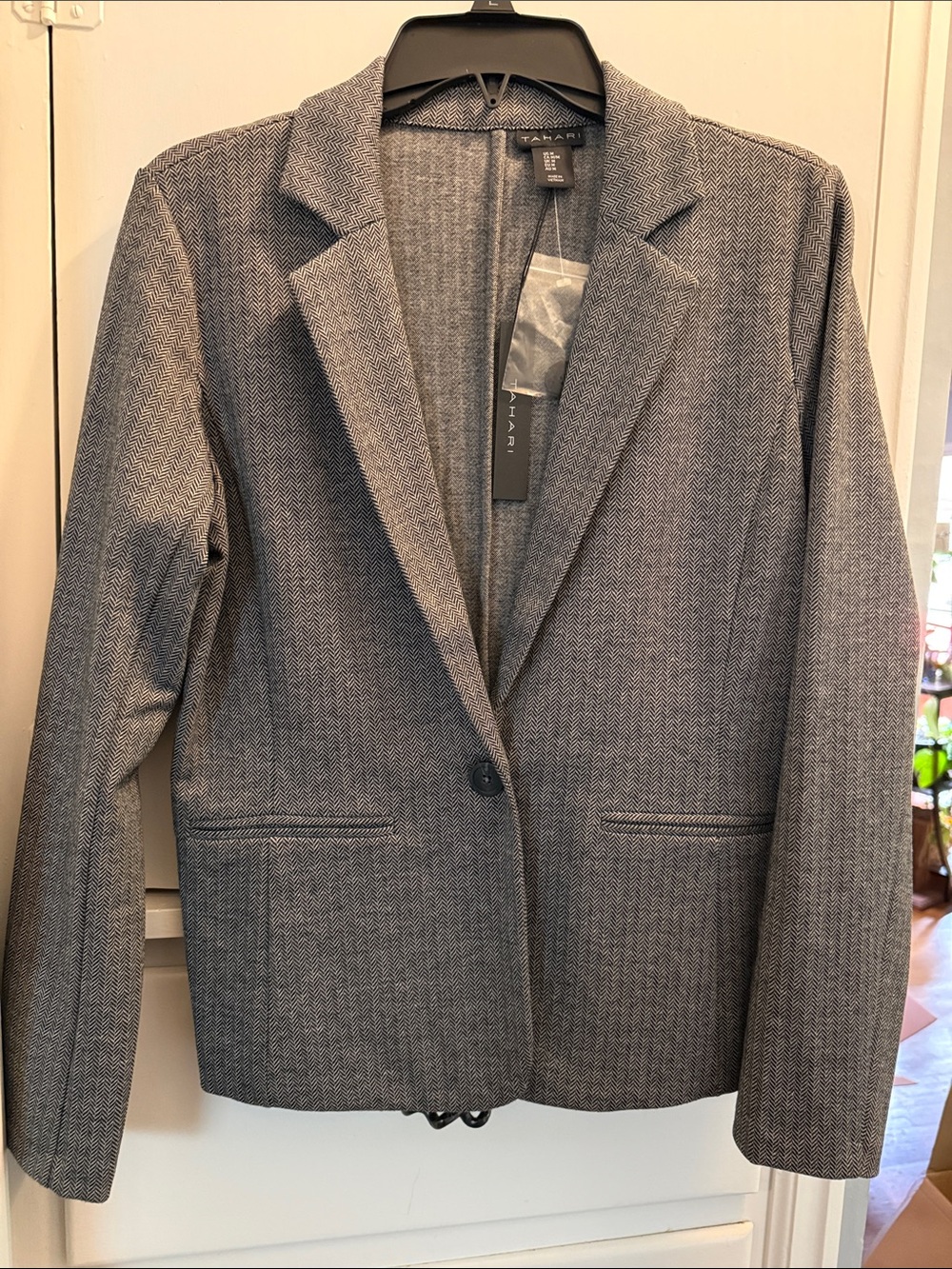 Tahari Gray Herringbone Women's Single-Button Blazer